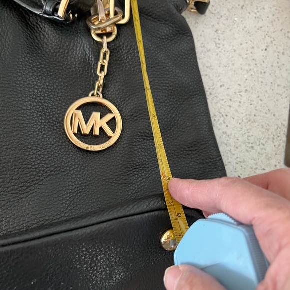 Michael Kors Black Leather Tote Bag/Purse - Picture 7 of 8